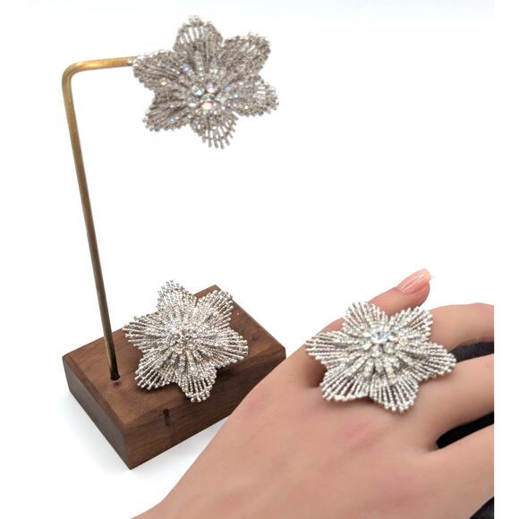 Sparkle Rhinestone Flower Silver Tone Stretch Ring & Matching Pierced Earrings - Picture 1 of 7